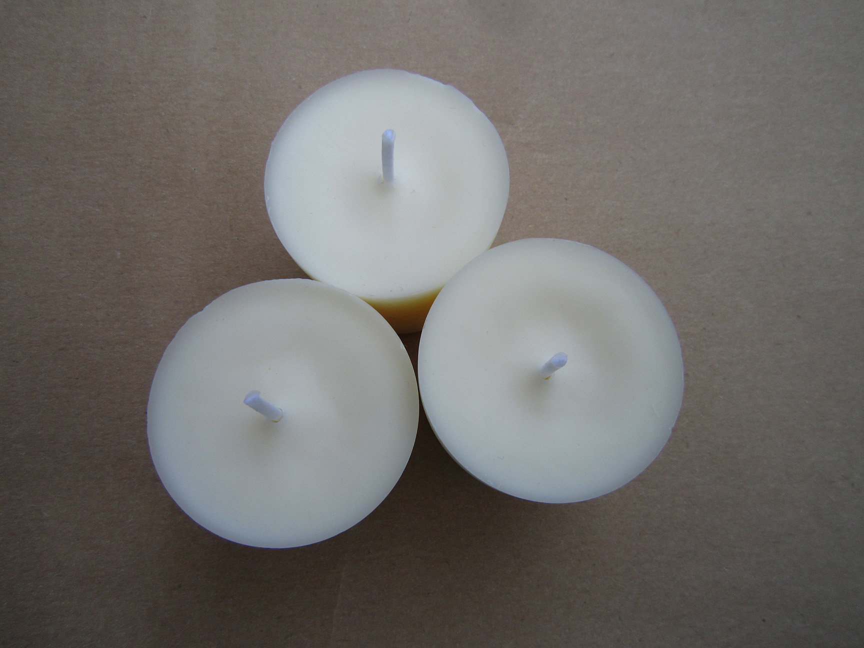 2 kg Rapswachs 57-61°C für Kerzen Made in Germany naturbasiertes Kerzenwachs 
