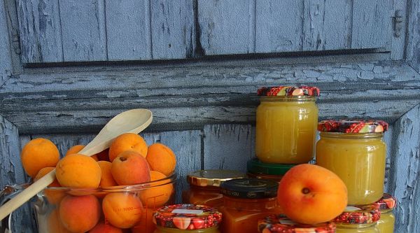 Würzige Aprikosenmarmelade - Spicy Apricot Jam - Kerzenduftöl
